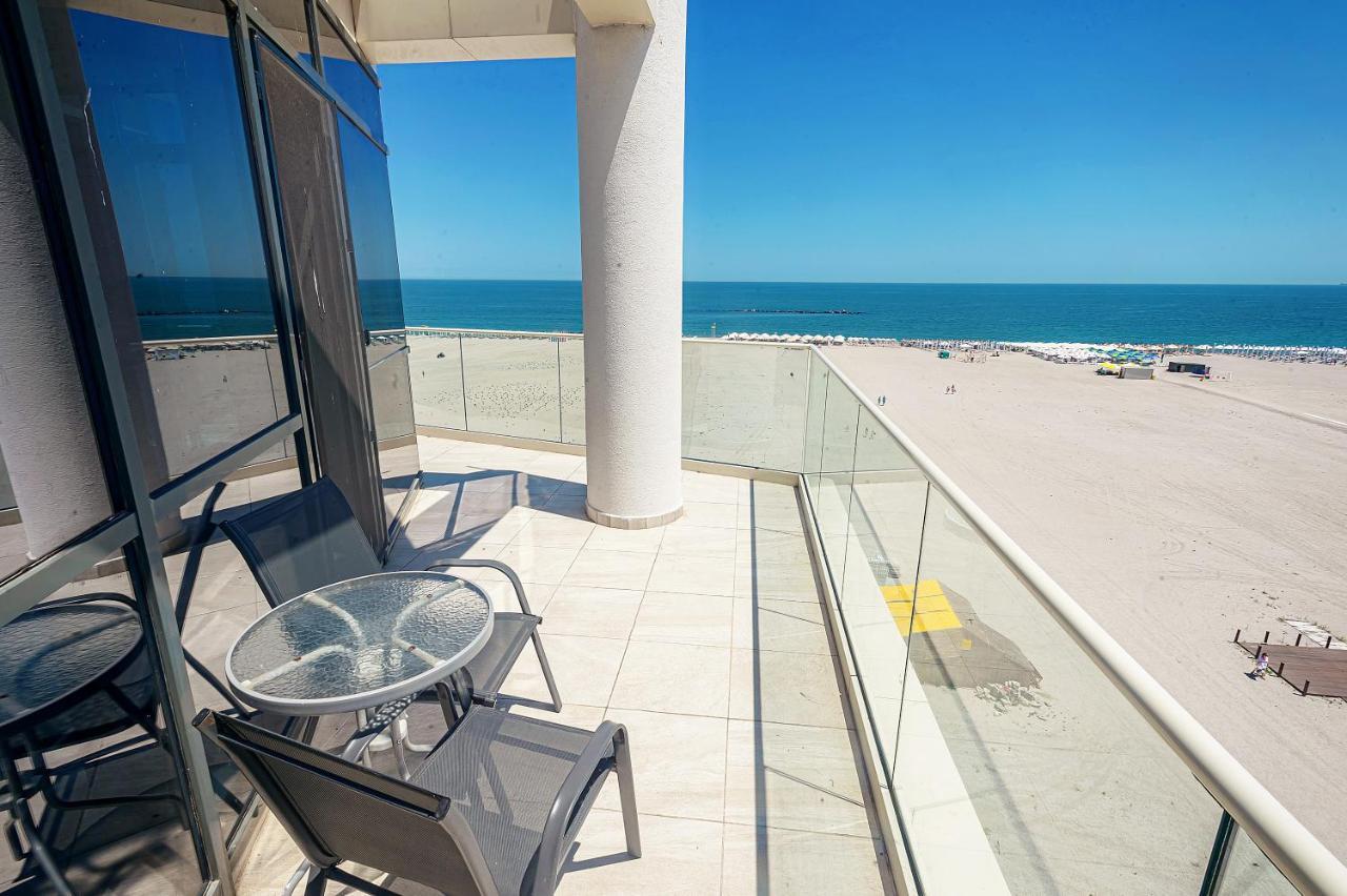 Riviera Residence Apartments Mamaia Bagian luar foto