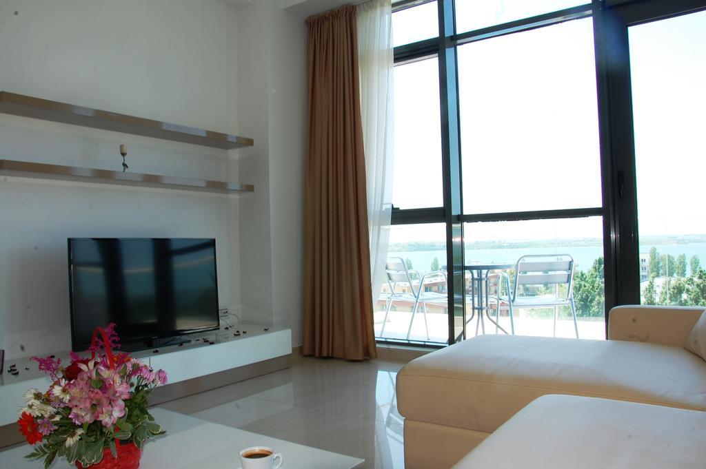 Riviera Residence Apartments Mamaia Ruang foto