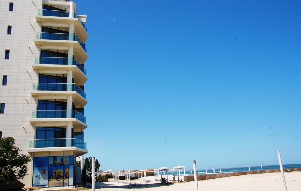 Riviera Residence Apartments Mamaia Bagian luar foto