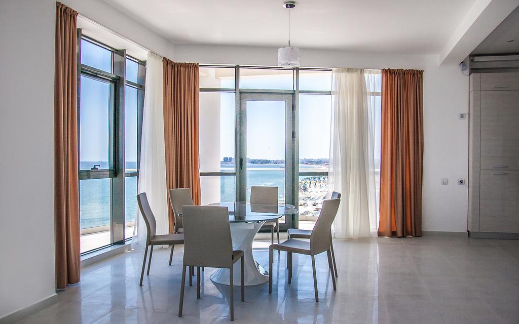 Riviera Residence Apartments Mamaia Ruang foto