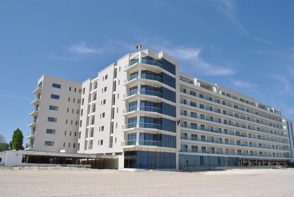 Riviera Residence Apartments Mamaia Bagian luar foto